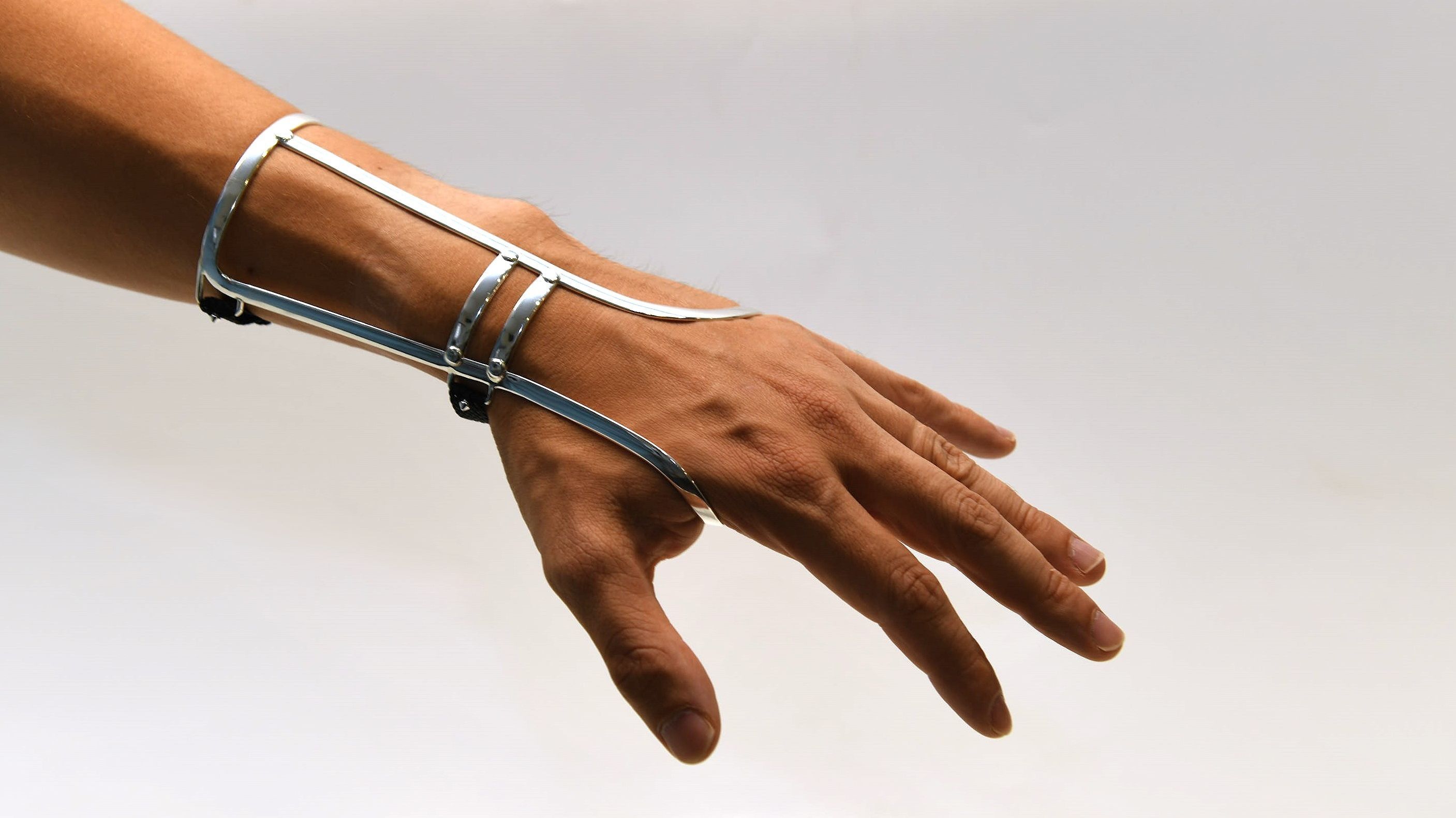 Wrist stabilization splint (DIG II-III free) 6022